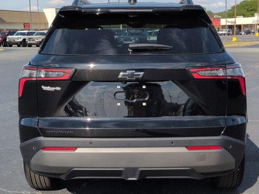 Mosaic Black Metallic 2025 Chevrolet Equinox LT