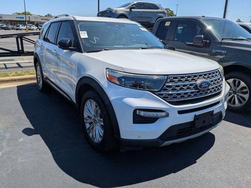 White Metallic 2020 Ford Explorer Limited