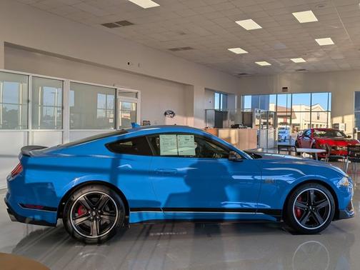 2022 Ford Mustang MACH 1