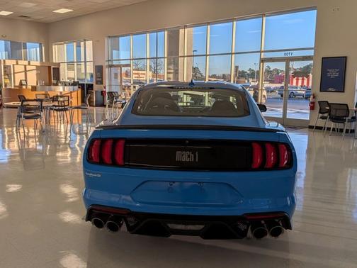 2022 Ford Mustang MACH 1