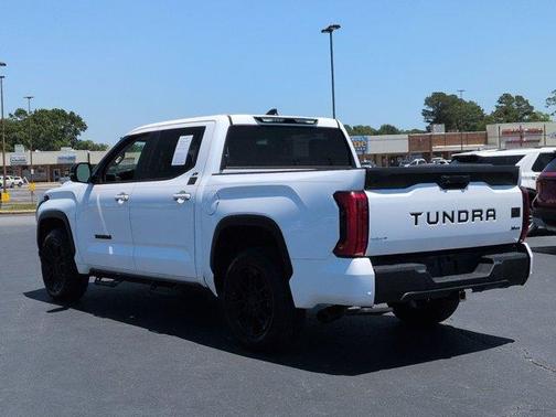 Ice 2024 Toyota Tundra SR5