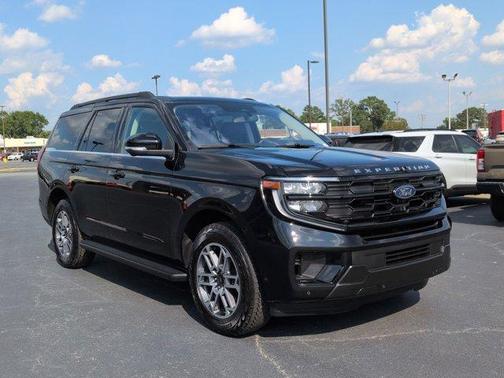 Black Metallic 2025 Ford Expedition Active