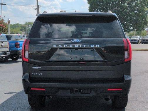 Gray Metallic 2025 Ford Expedition Active