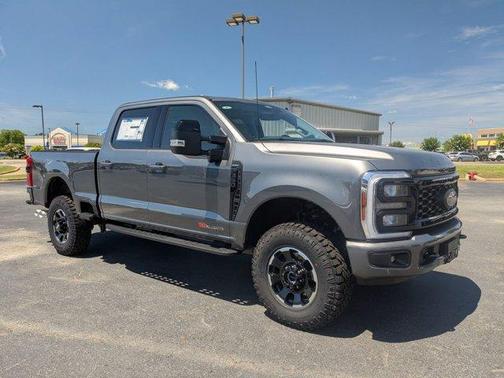 2025 Ford F-350 Lariat Super Duty