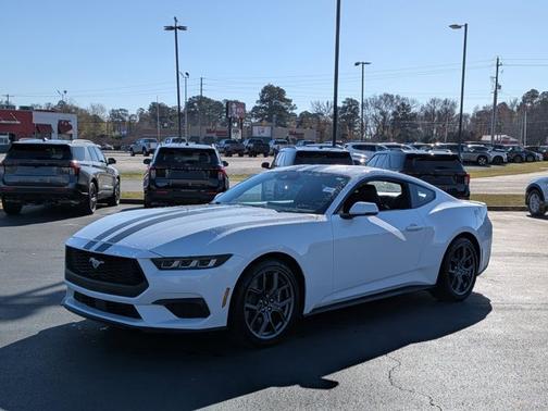 2024 Ford Mustang ECOBOOST PREMIUM