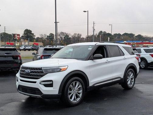 2023 Ford Explorer XLT