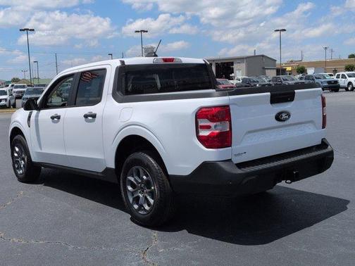 Oxford White 2026 Ford Maverick XLT