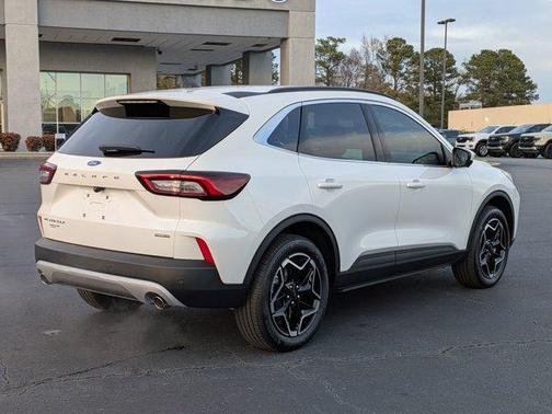 2026 Ford Escape Platinum