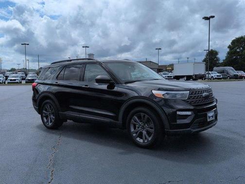 Black Metallic 2021 Ford Explorer XLT