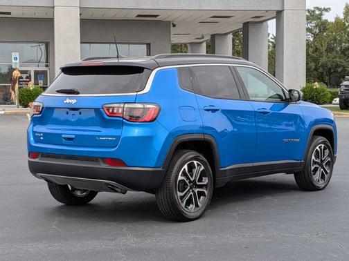 2023 Jeep Compass LIMITED