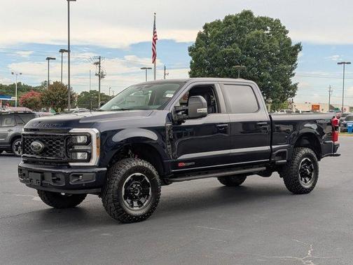 2025 Ford F-350 Lariat Super Duty