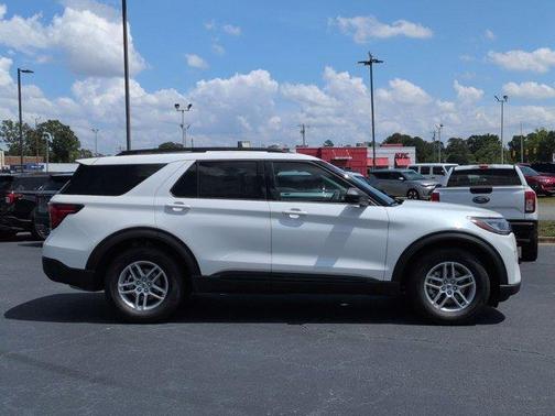 White 2026 Ford Explorer Active
