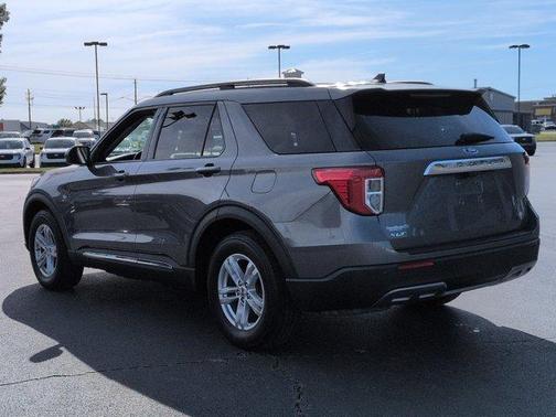 Gray Metallic 2022 Ford Explorer XLT