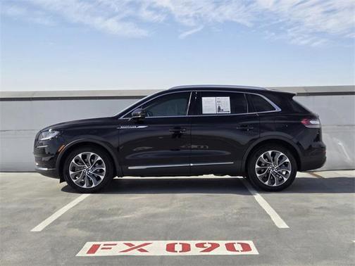 2023 Lincoln Nautilus Reserve