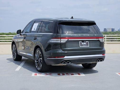 Gilded Green Metallic Clearcoat 2022 Lincoln Aviator Reserve