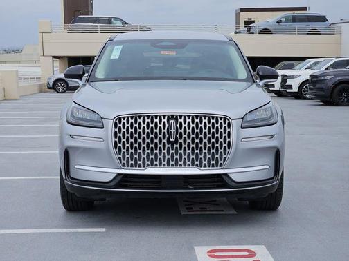 Silver Radiance Metallic Clearcoat 2024 Lincoln Corsair Premiere