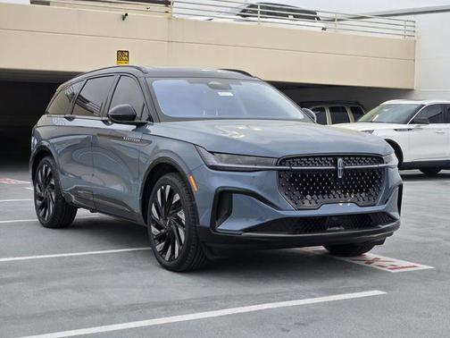 2026 Lincoln Nautilus Reserve