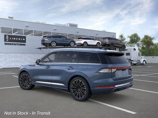 Whisper Blue Metallic Clearcoat 2026 Lincoln Aviator Black Label AWD
