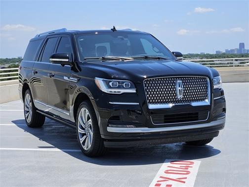 2023 Lincoln Navigator L RESERVE