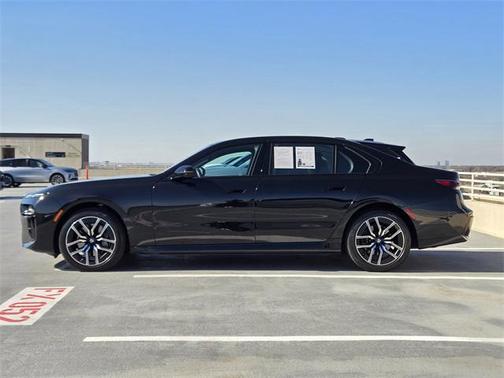 2024 BMW 740 740i