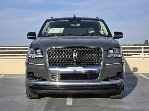 2022 Lincoln Navigator Black Label