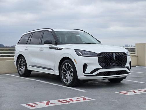 2026 Lincoln Aviator Premiere