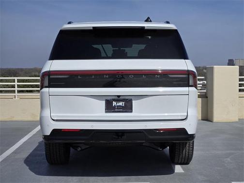 2026 Lincoln Navigator Reserve