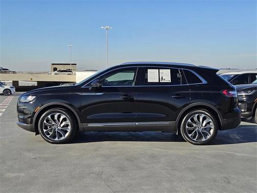 2022 Lincoln Nautilus Reserve