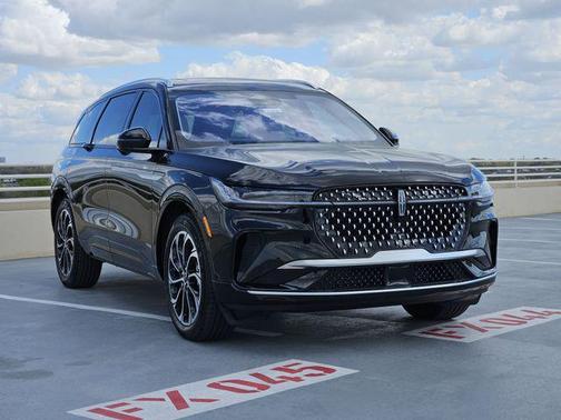 2026 Lincoln Nautilus Reserve