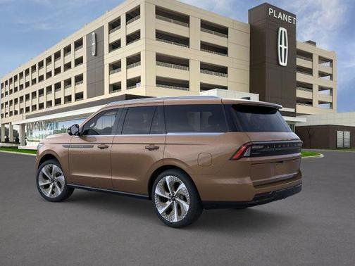 Sunrise Copper Metallic Pearlcoat 2026 Lincoln Navigator Black Label