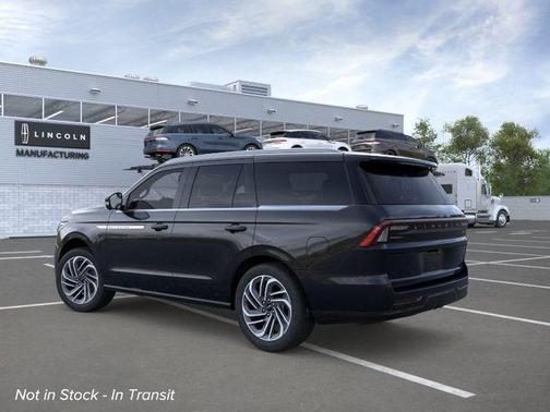Infinite Black Metallic Clearcoat 2026 Lincoln Navigator Reserve