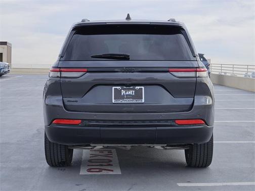 2024 Jeep Grand Cherokee Altitude