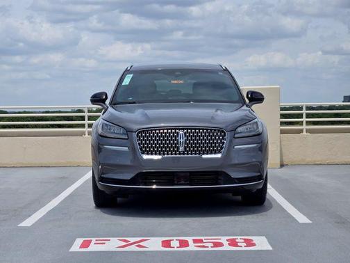 Asher Gray Metallic Clearcoat 2022 Lincoln Corsair Reserve