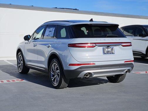 Crystal White Metallic Clearcoat 2026 Lincoln Corsair Premiere