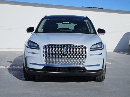 Crystal White Metallic Clearcoat 2026 Lincoln Corsair Premiere