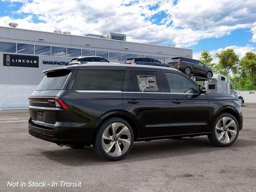 Infinite Black Metallic Clearcoat 2027 Lincoln Navigator Black Label