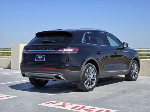 Infinite Black Metallic Clearcoat 2023 Lincoln Nautilus Reserve