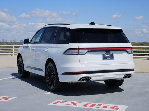 Pristine White Metallic Tri-Coat 2026 Lincoln Aviator Reserve AWD