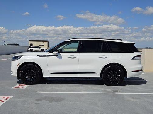 Pristine White Metallic Tri-Coat 2026 Lincoln Aviator Reserve AWD