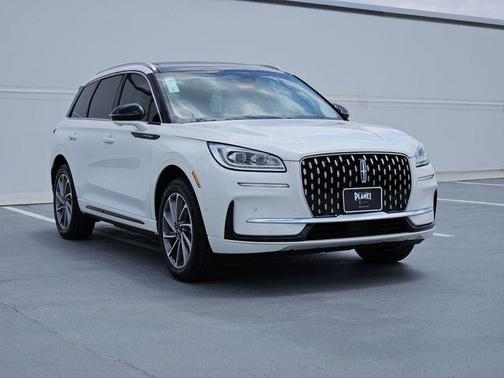 Pristine White Metallic Tri-Coat 2024 Lincoln Corsair Grand Touring