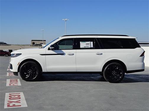 2025 Lincoln Navigator Reserve