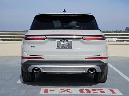 2023 Lincoln Corsair Standard