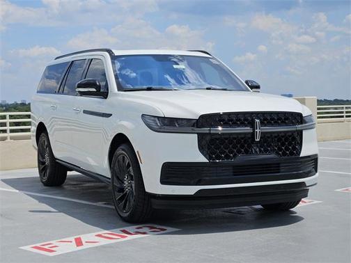 2025 Lincoln Navigator Reserve