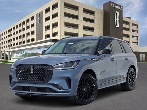 Whisper Blue Metallic Clearcoat 2026 Lincoln Aviator Reserve AWD