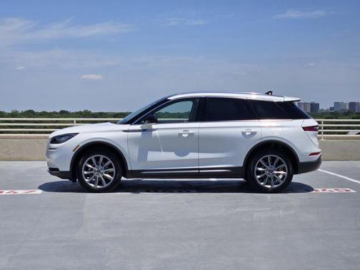Pristine White 2020 Lincoln Corsair Standard