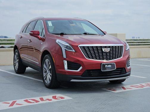 Infrared Tintcoat 2022 Cadillac XT5 Premium Luxury