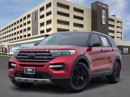 Rapid Red Metallic Tinted Clearcoat 2021 Ford Explorer XLT