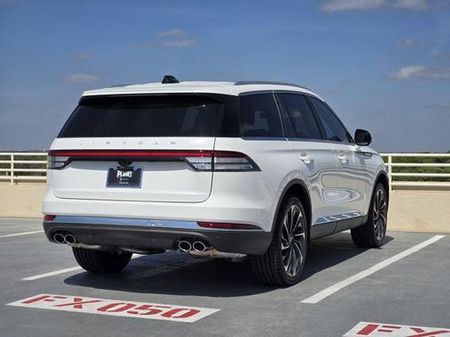 Pristine White Metallic Tri-Coat 2026 Lincoln Aviator Reserve AWD