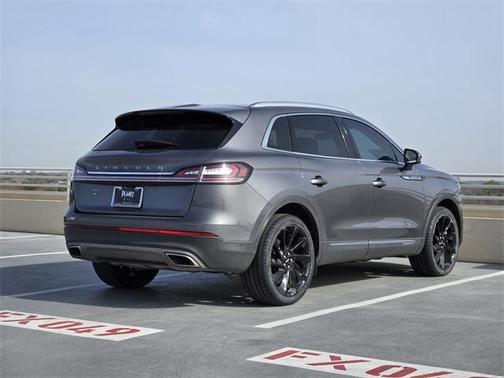 2021 Lincoln Nautilus Reserve