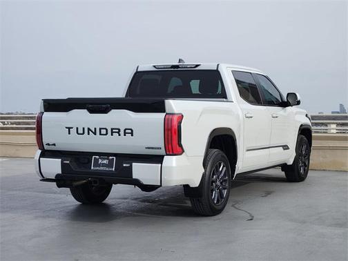 2025 Toyota Tundra Hybrid Platinum